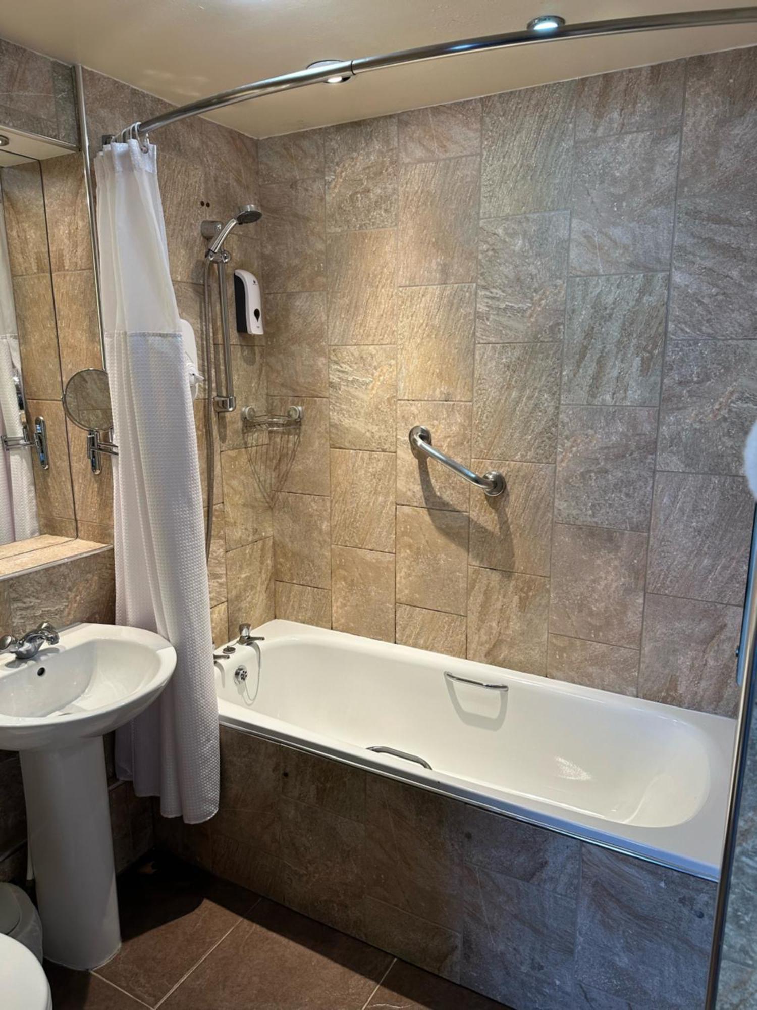 The Glen Hotel Newtonmore Dış mekan fotoğraf