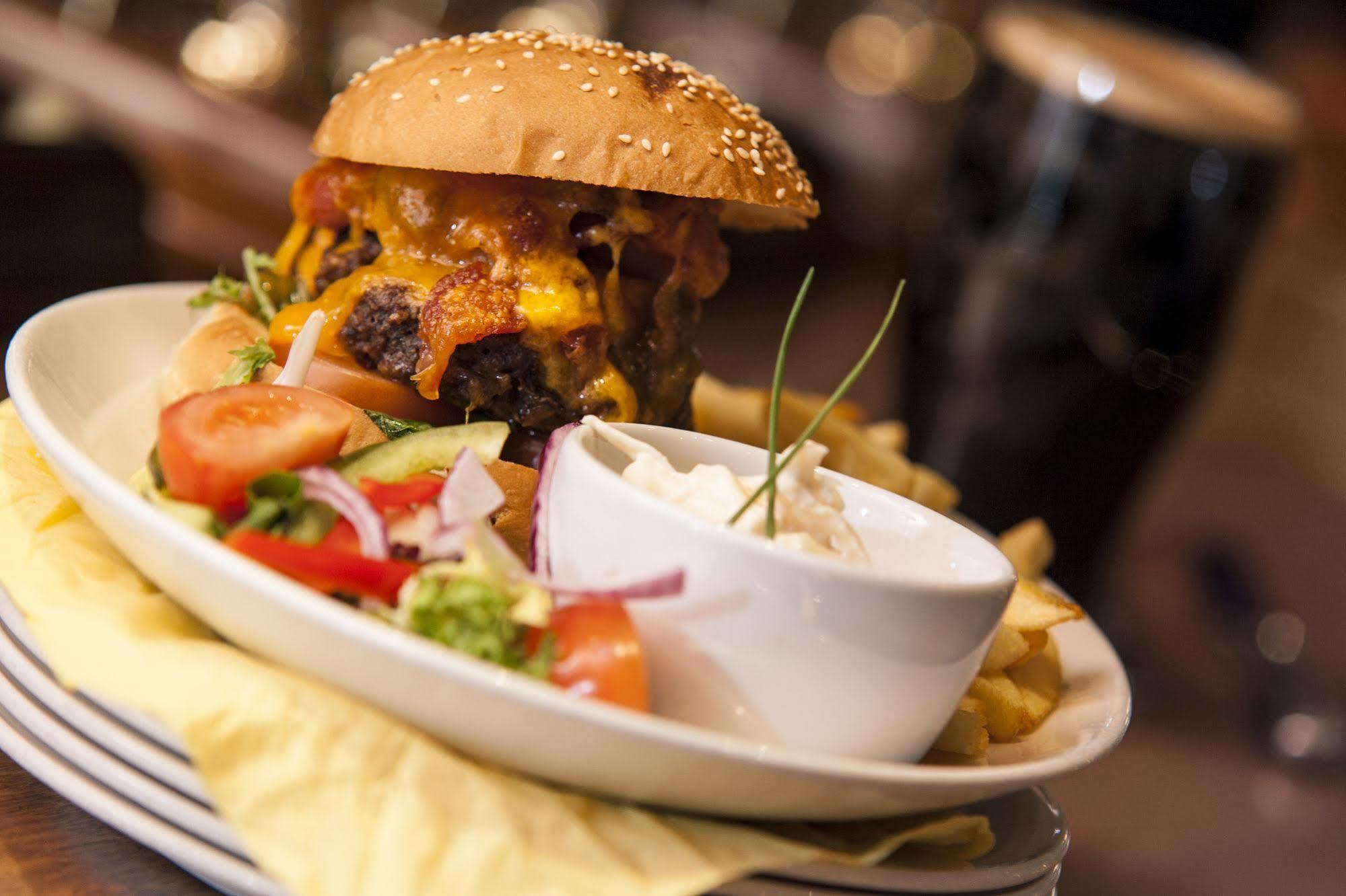 The Glen Hotel Newtonmore Dış mekan fotoğraf
